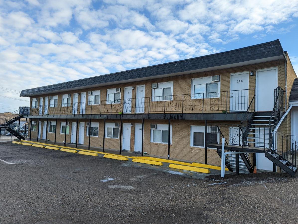 Riverside Motel Медисин-Гат Екстер'єр фото